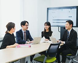 採用情報